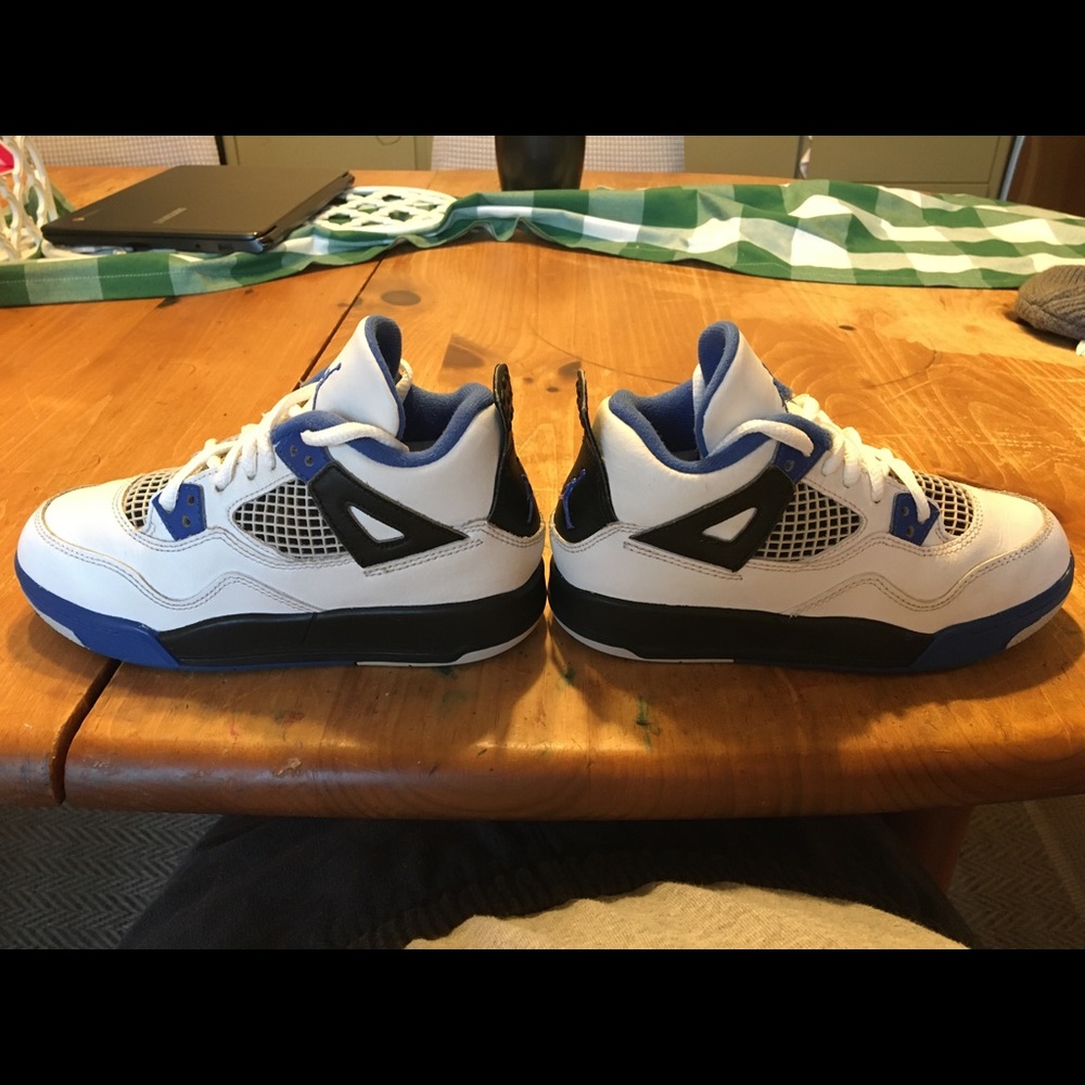 Youth sz 13c Jordan Motorsports 4 White/Varsity Blue-Black